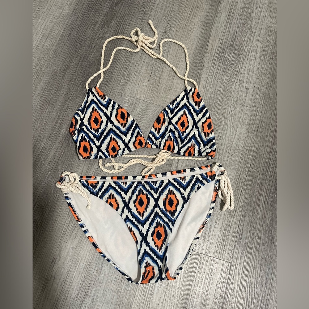 (EUC) 👙American Eagle Outfitters Vibrant Orange and Blue Bikini set, size large
